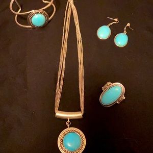 Turquoise jewelry set